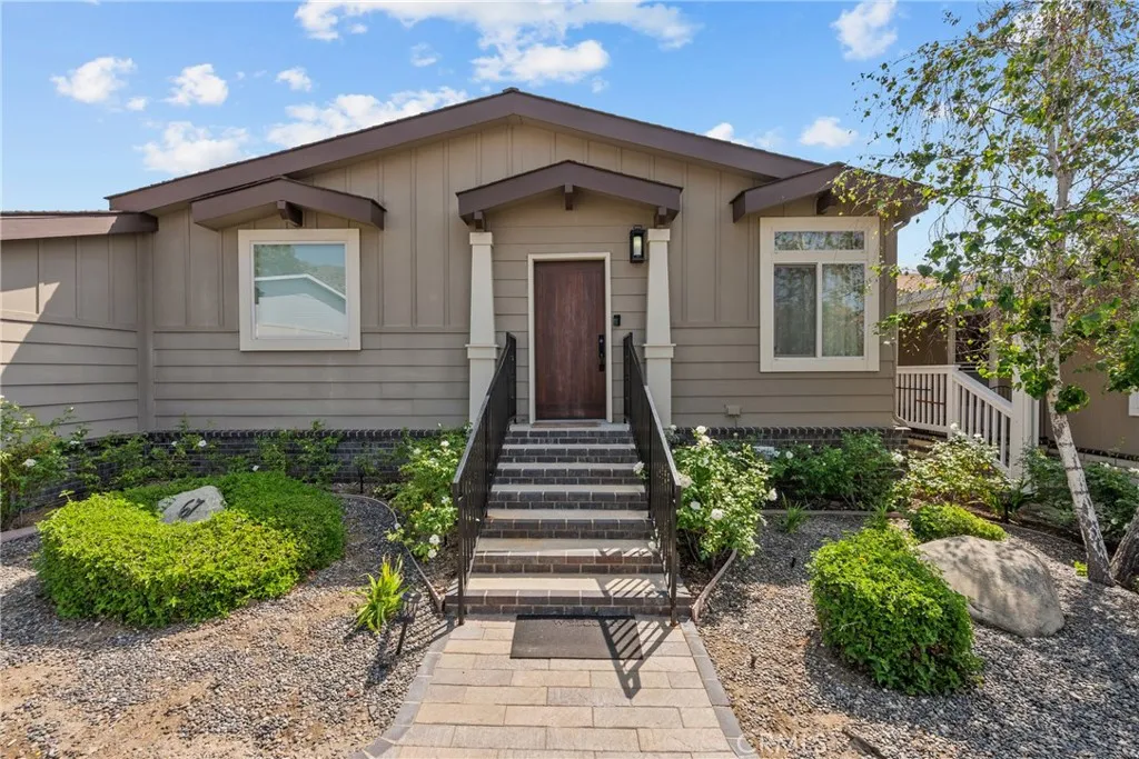 Sylmar, CA 91342