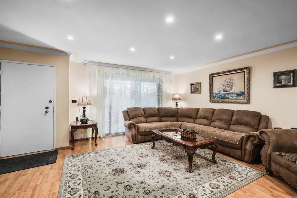 Photo #2: PTP2602624 Listing: Photo #2