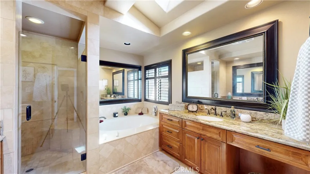 https://cdn.realtyfeed.com/cdn/127/306686884/710a237e8b05ff18a08619795b8a9c21.webp