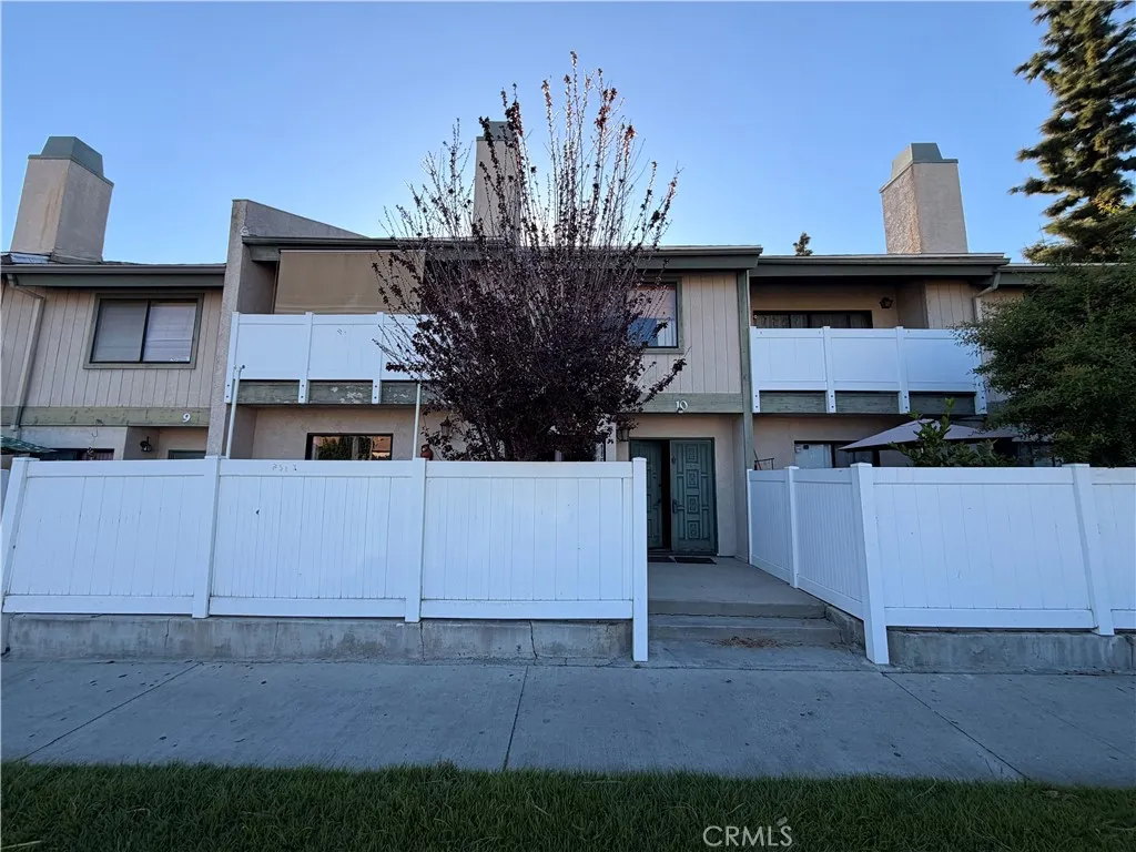 Canoga Park, CA 91304