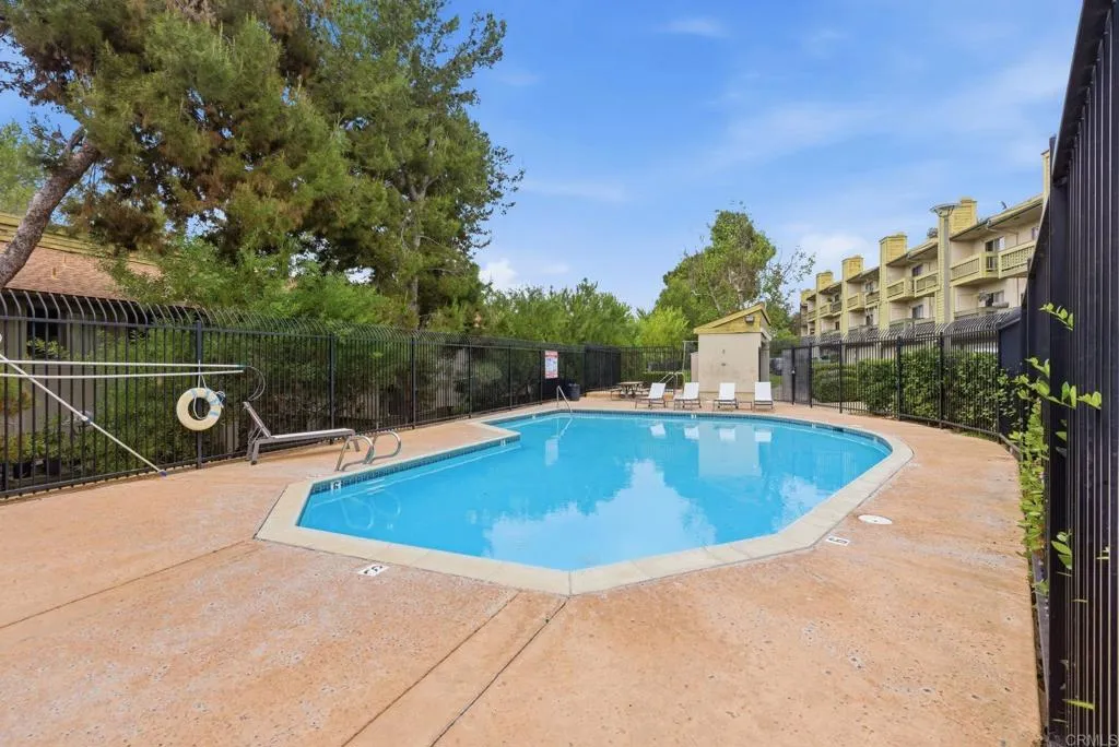 https://cdn.realtyfeed.com/cdn/127/306686924/91c22deeeef65181b5308bc9c10e02aa.webp