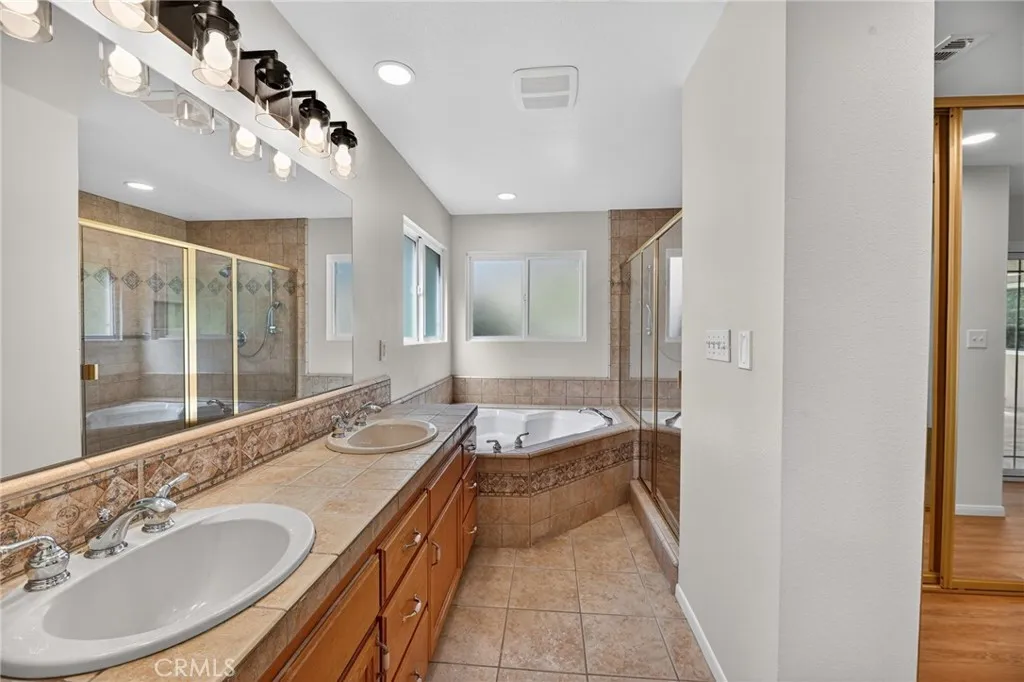 https://cdn.realtyfeed.com/cdn/127/306686930/3886f87422e52eaf6bc79ca21952c634.webp