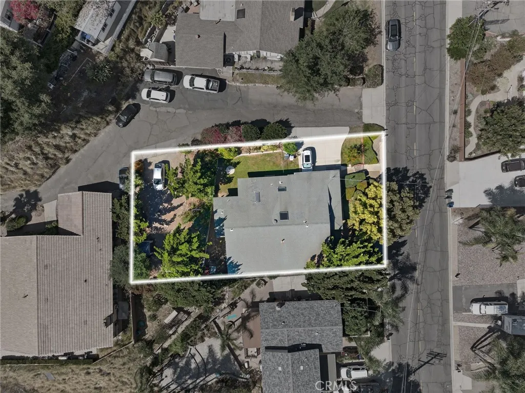 https://cdn.realtyfeed.com/cdn/127/306686930/d21e51c8e89dafa15db4368ca69c50b8.webp