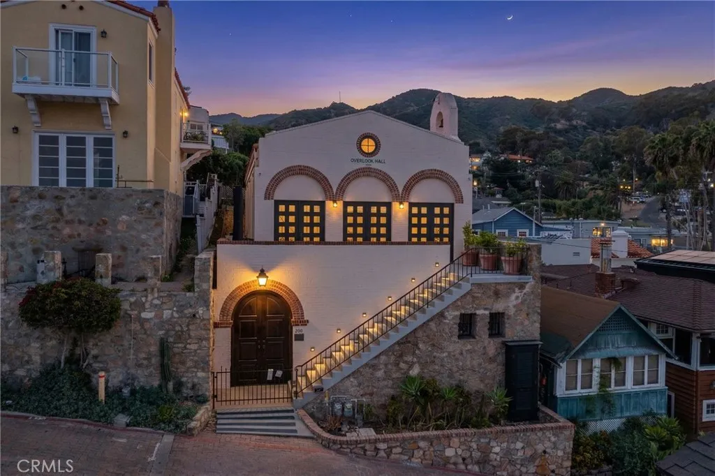 Avalon, CA 90704