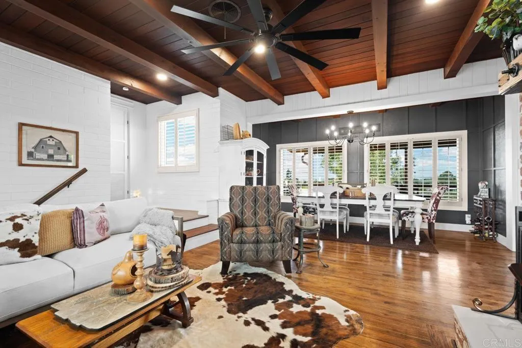 https://cdn.realtyfeed.com/cdn/127/306686969/7ca5ce6fa79242c27872bbffa8e200fa.webp