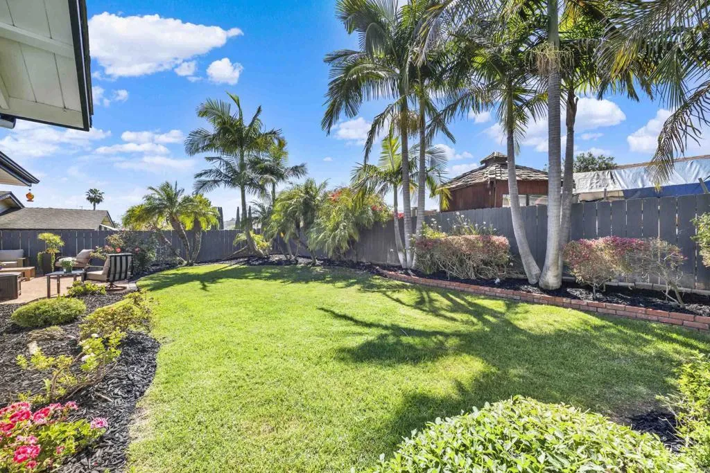 https://cdn.realtyfeed.com/cdn/127/306686973/12d02de0e15421b2f6c3abc98dd974c7.webp