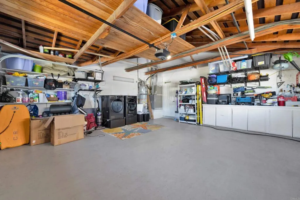 https://cdn.realtyfeed.com/cdn/127/306686973/ef7c3c7c61f2cb73348f64fc91f39cb7.webp
