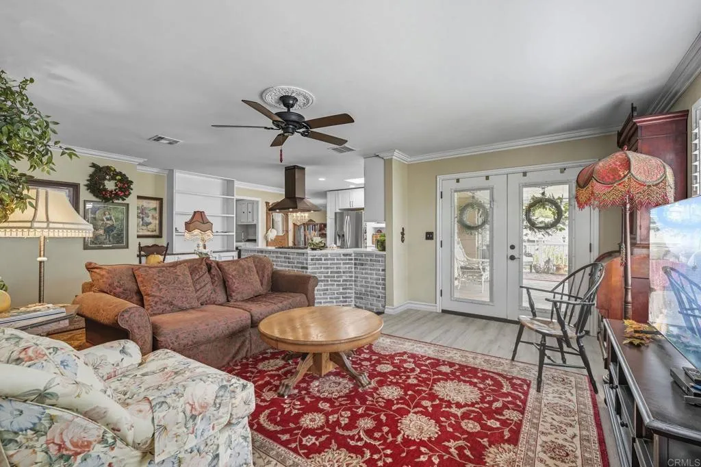 https://cdn.realtyfeed.com/cdn/127/306686996/1b5294975e0634fb3113640826c5989b.webp