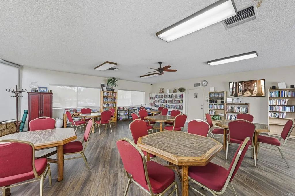 https://cdn.realtyfeed.com/cdn/127/306686996/d86c98f389663685be5860aeb0447201.webp
