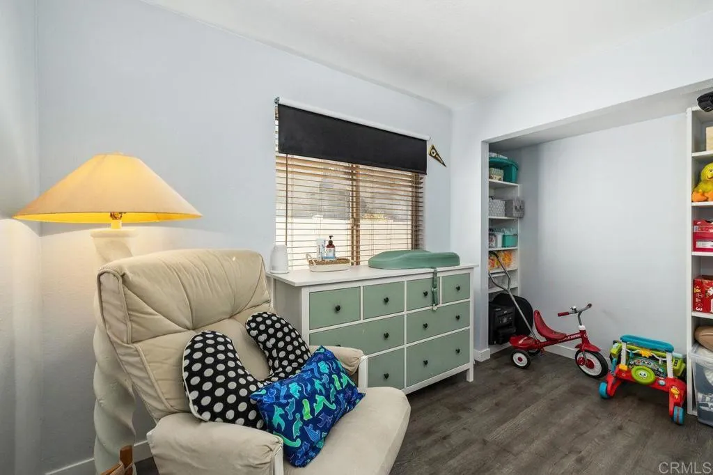 https://cdn.realtyfeed.com/cdn/127/306687027/90c39e4420dda5cf2e87f2f2f2a6cfd9.webp