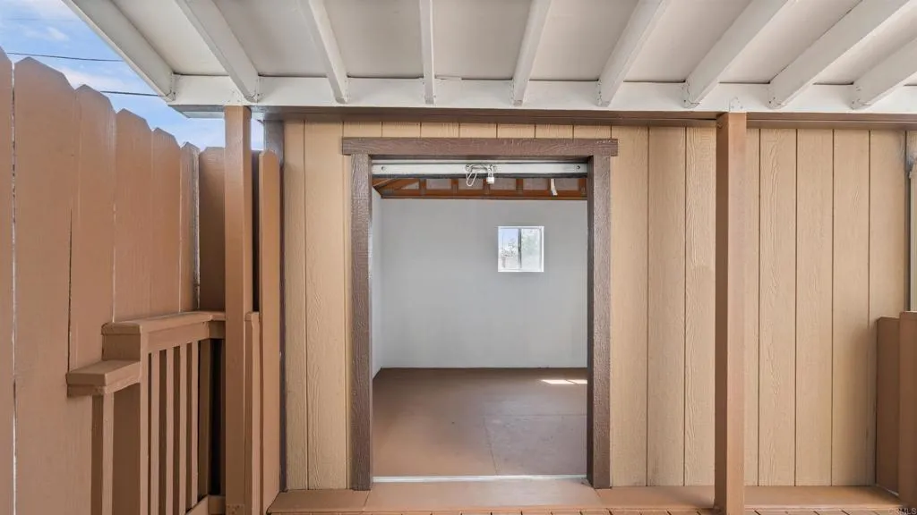 https://cdn.realtyfeed.com/cdn/127/306687030/6927016f30251a5b150d830761a51495.webp