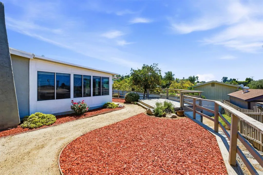 https://cdn.realtyfeed.com/cdn/127/306687046/95645c8ca9dc81fe043b355453e160e0.webp