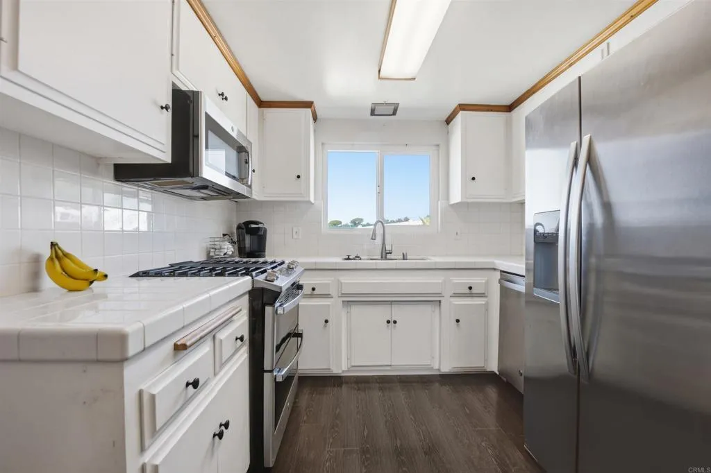 https://cdn.realtyfeed.com/cdn/127/306687046/fa0f936b551f499fd6cfde20de3e361b.webp