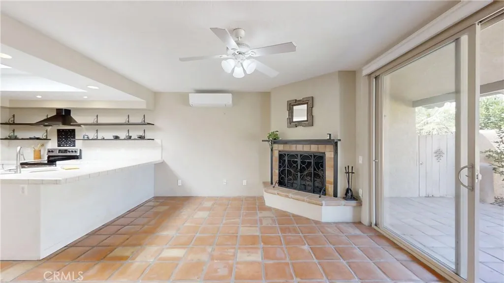 Photo #7: OC26074528 Listing: Photo #7
