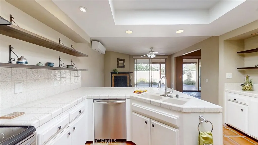 https://cdn.realtyfeed.com/cdn/127/306687071/a956c4db9a830b2c29ff7c30caf68650.webp