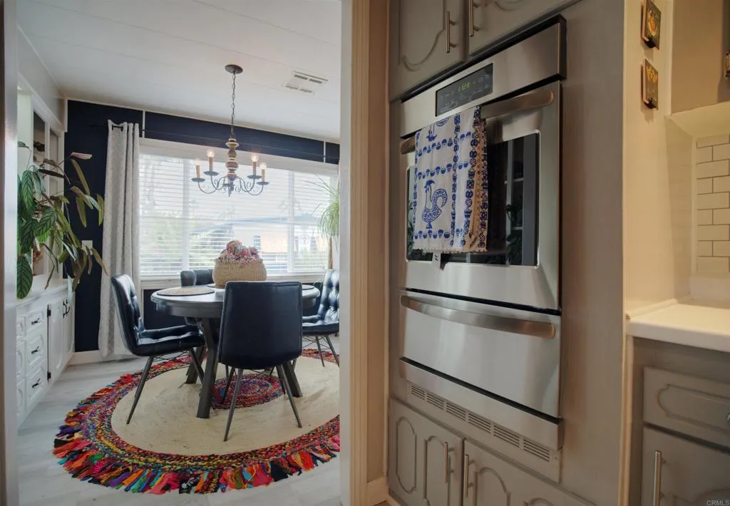 https://cdn.realtyfeed.com/cdn/127/306687109/97c1d6ec2a4b99105b55af242a581aac.webp
