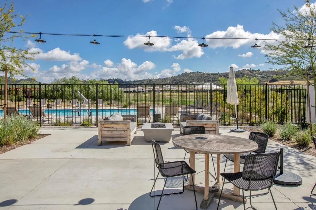 https://cdn.realtyfeed.com/cdn/127/306687131/38da8a2d16f336eebf5cf90f8ccbef5a.webp