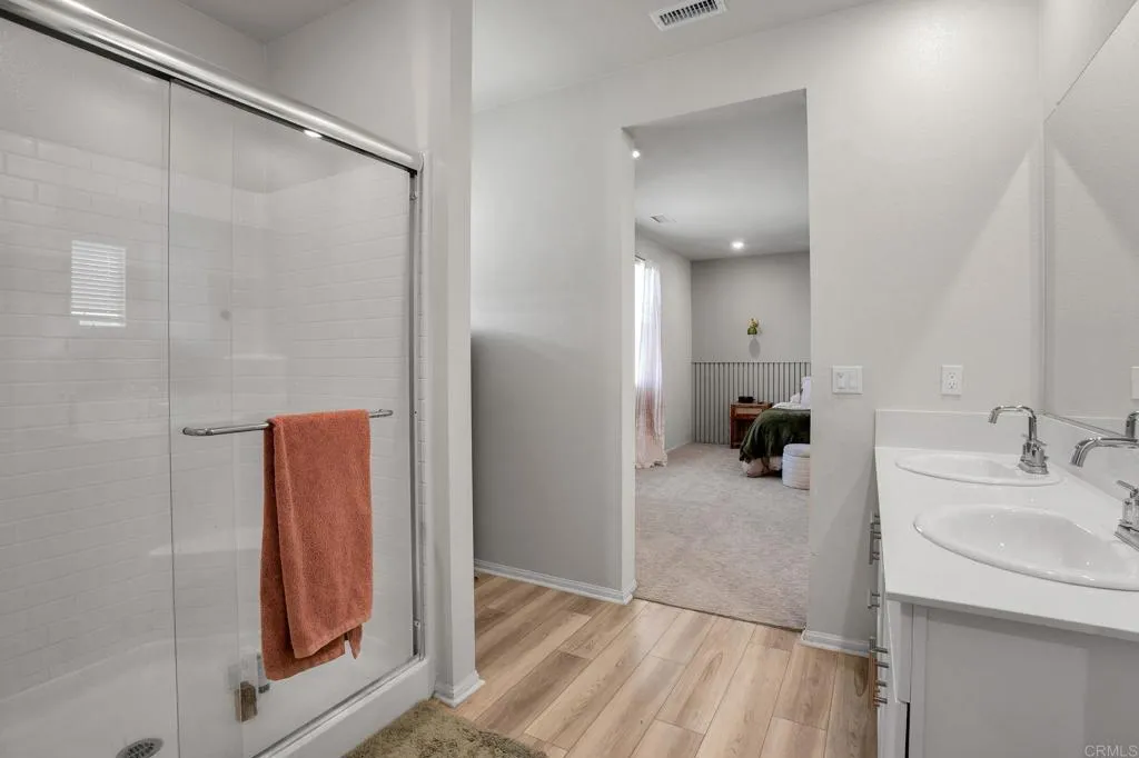 https://cdn.realtyfeed.com/cdn/127/306687131/cfac5aa0025573011f2909a0aeb269b1.webp