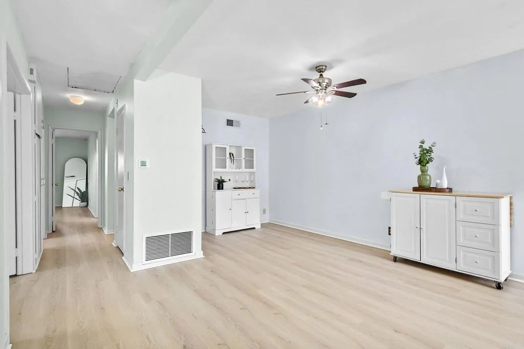 https://cdn.realtyfeed.com/cdn/127/306687134/61c5735940785932fc2875f27f870997.webp