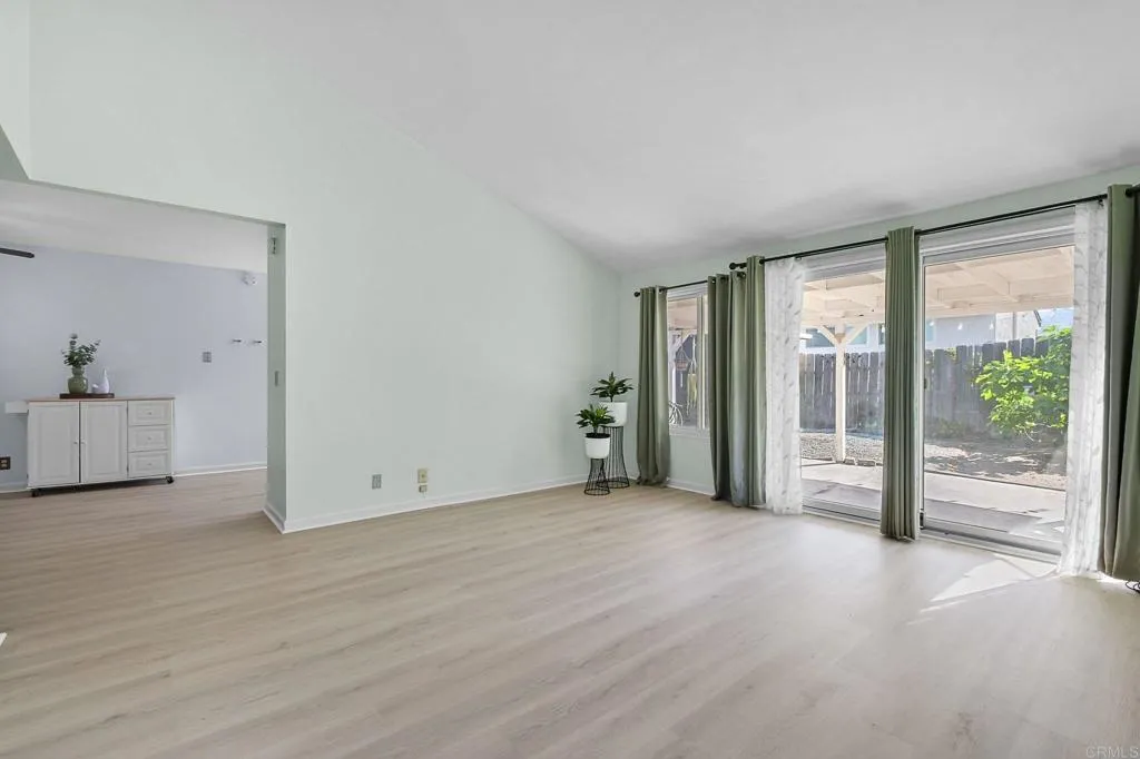 https://cdn.realtyfeed.com/cdn/127/306687134/e9ef8219352c93981cd67e7fa9377e12.webp