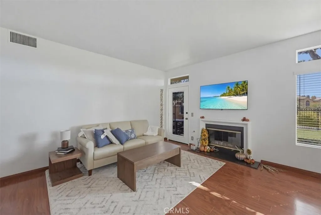 Photo #4: SW26043585 Listing: Photo #4
