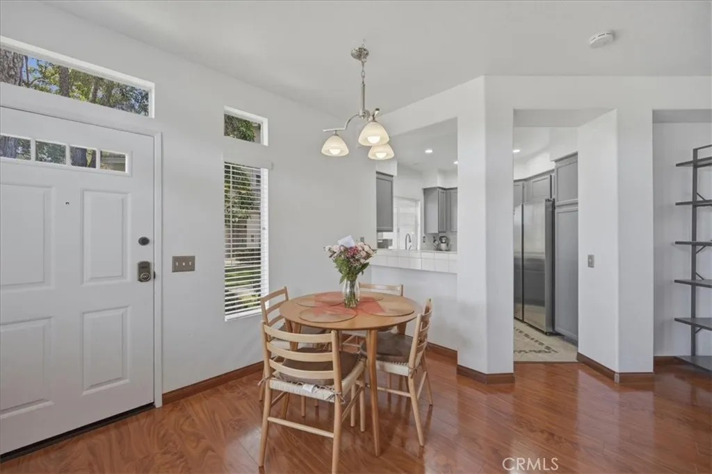 Photo #8: SW26043585 Listing: Photo #8