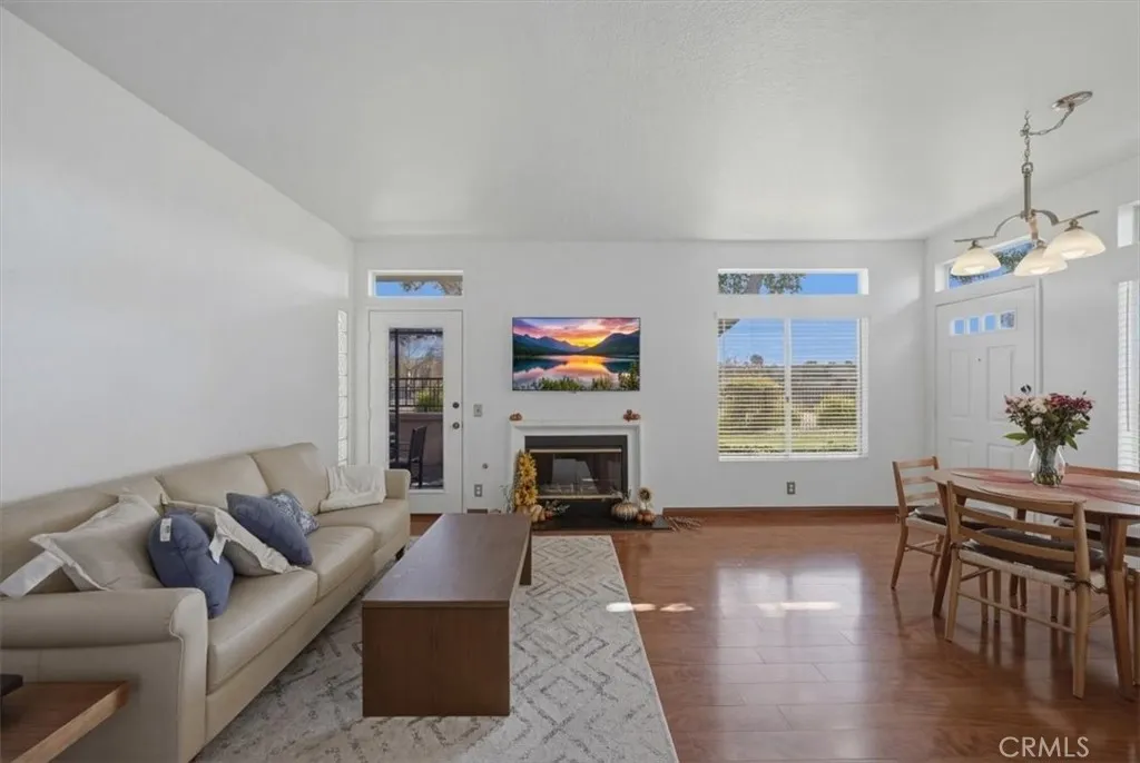 Photo #5: SW26043585 Listing: Photo #5