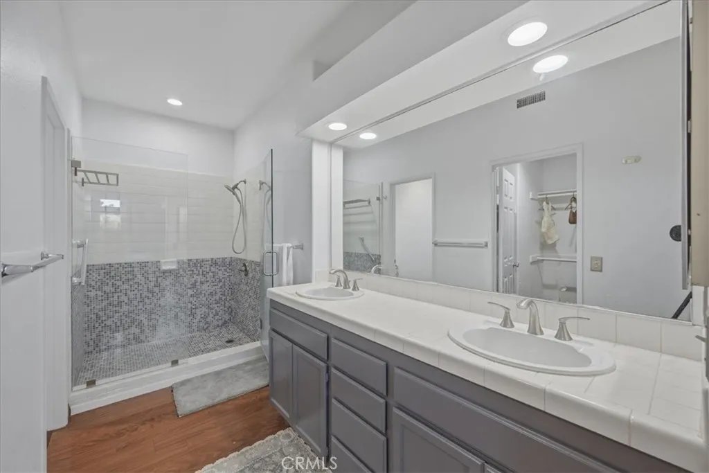 Photo #18: SW26043585 Listing: Photo #18