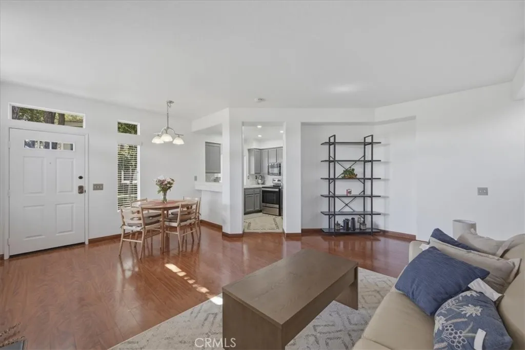 Photo #7: SW26043585 Listing: Photo #7