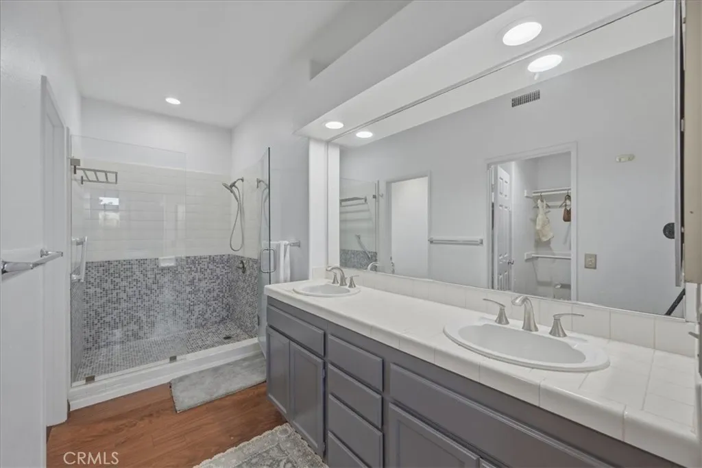Photo #18: SW26043585 Listing: Photo #18
