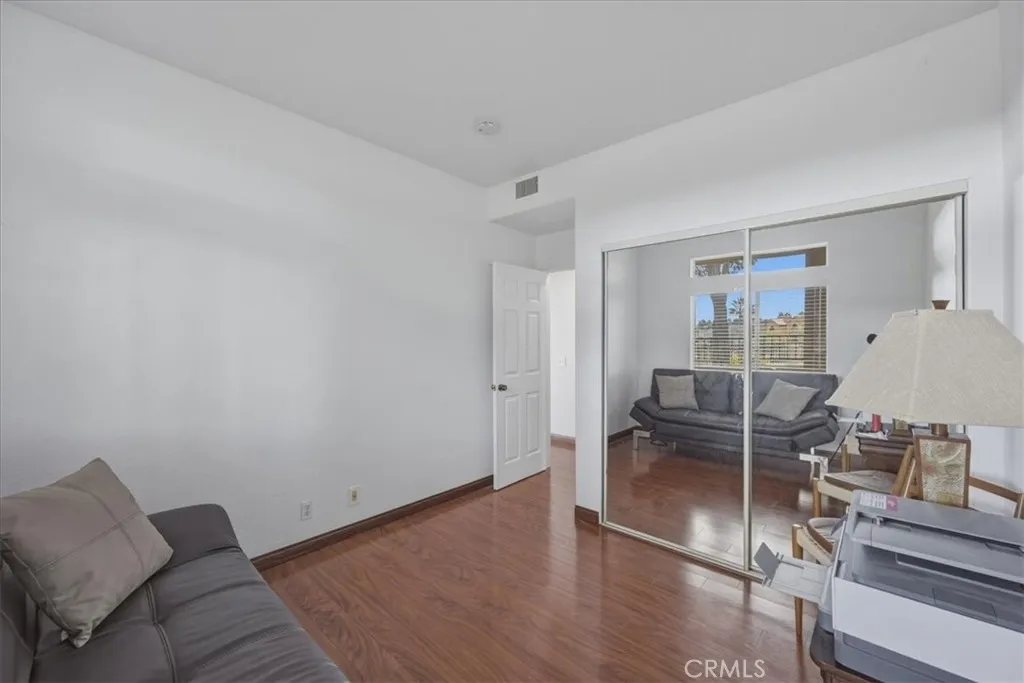 Photo #13: SW26043585 Listing: Photo #13