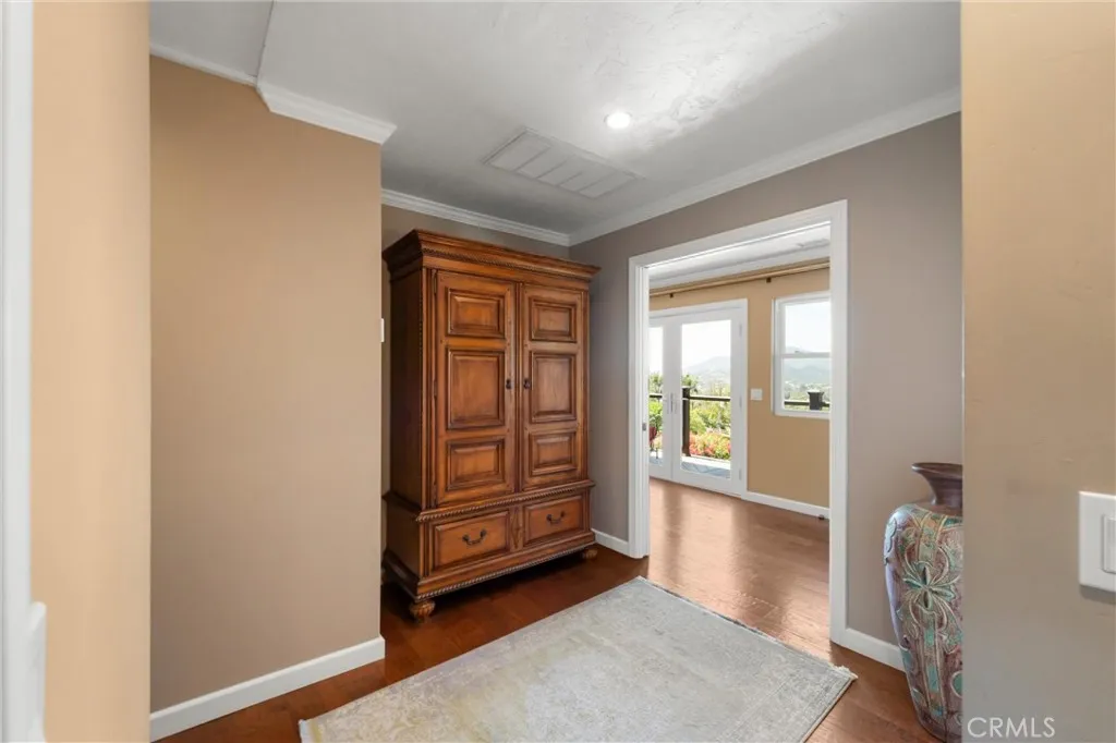 https://cdn.realtyfeed.com/cdn/127/306687212/52c8fa02df76f9f33a6a3029ec7ee671.webp