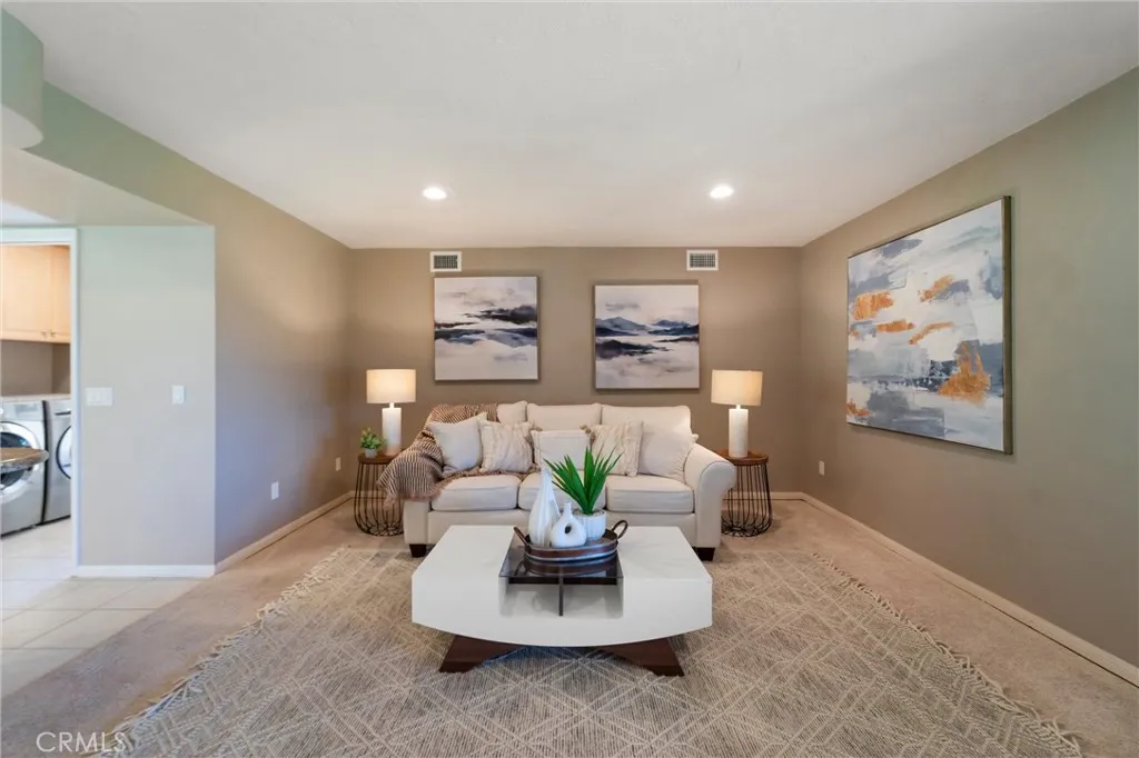 https://cdn.realtyfeed.com/cdn/127/306687212/69b57edf828e1b83f7cf5b0f16b97d50.webp