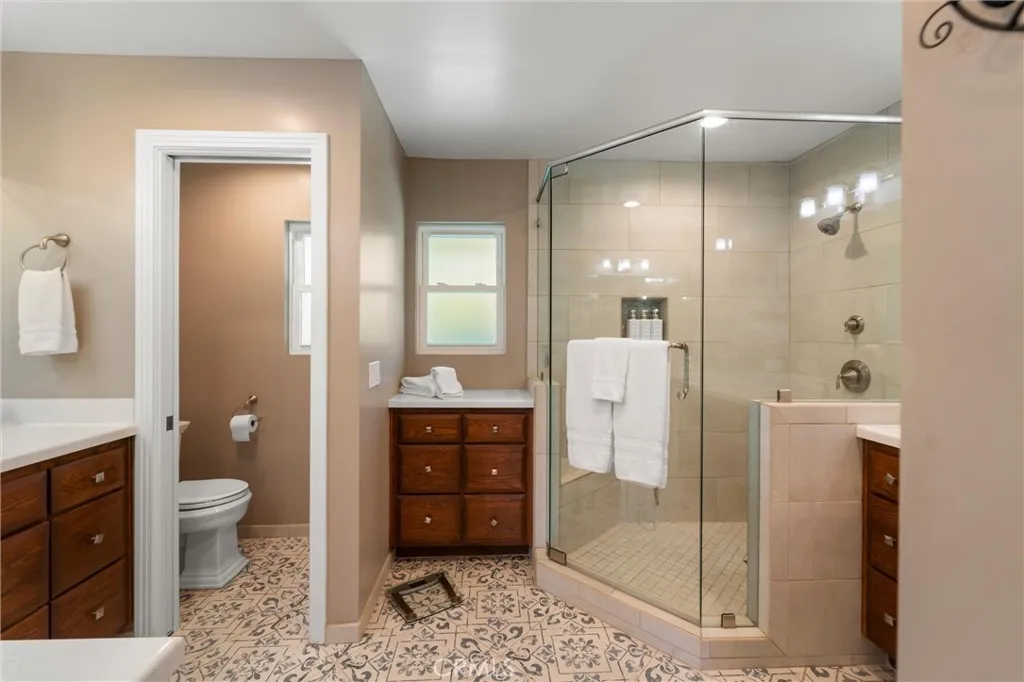 https://cdn.realtyfeed.com/cdn/127/306687212/7777086b9273afe1c48d9d8af949c7ed.webp