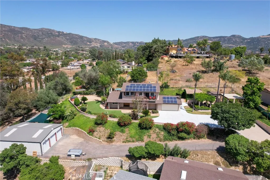 https://cdn.realtyfeed.com/cdn/127/306687212/8e045698f81104a9ba3ba6b4571dd258.webp
