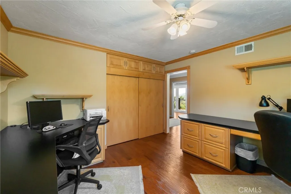 https://cdn.realtyfeed.com/cdn/127/306687212/97c6df7e0865127e5dcb278e09a135b9.webp
