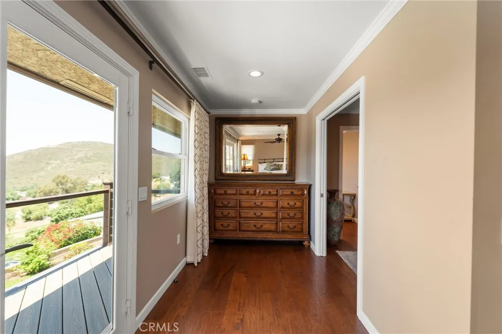 https://cdn.realtyfeed.com/cdn/127/306687212/efd56d5eb5eedd5d2612cb199cd401d2.webp