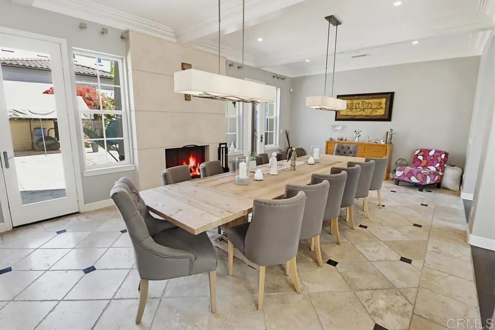 https://cdn.realtyfeed.com/cdn/127/306687220/476cc6ce7eedace6042e3fc4bfc99f53.webp