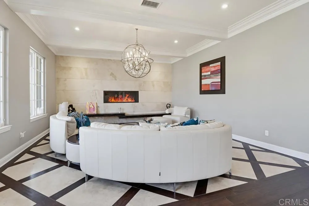 https://cdn.realtyfeed.com/cdn/127/306687220/c3f80cb71c09a897e325074968ede080.webp