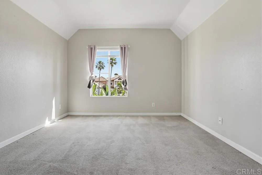 https://cdn.realtyfeed.com/cdn/127/306687251/6a433ab5874e95f24743ed9843bf308c.webp