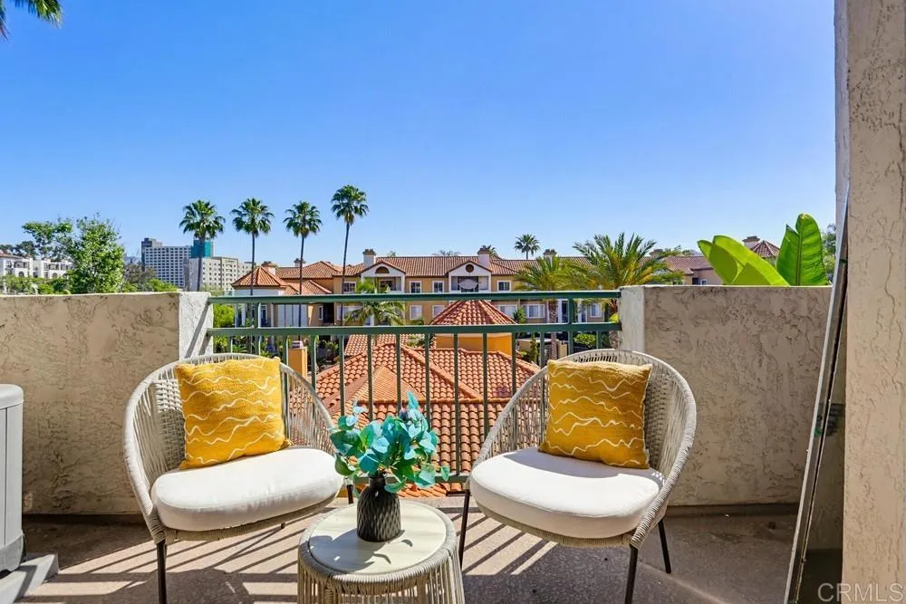 https://cdn.realtyfeed.com/cdn/127/306687251/ab6b21c3e5c88434905b289177f471d1.webp