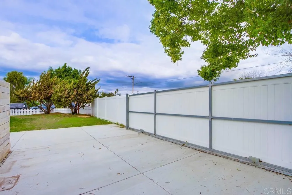 https://cdn.realtyfeed.com/cdn/127/306687337/0c48b44fc735c6064956c93195344ba1.webp