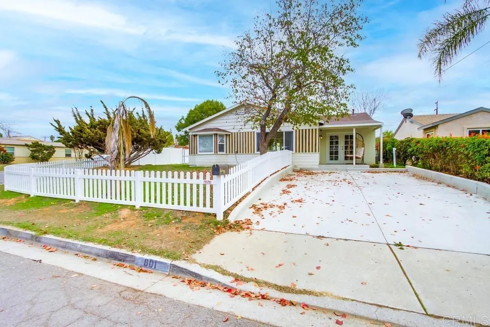 https://cdn.realtyfeed.com/cdn/127/306687337/8f5f1b680ea5545772f6ebae66ffde35.webp