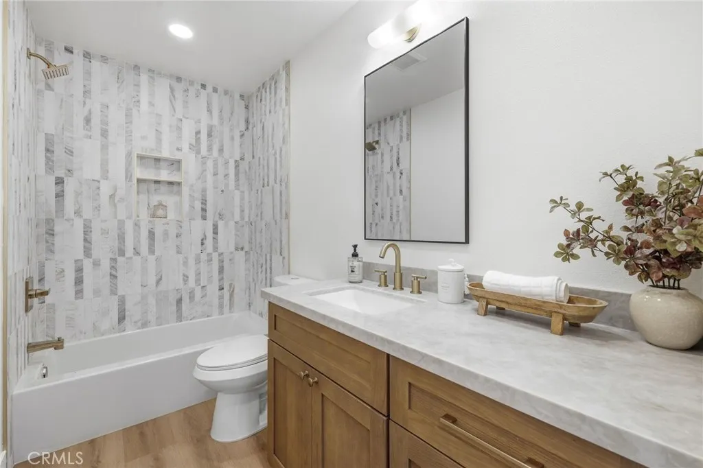 4529 Pepperwood Avenue, Long Beach, CA, 90808