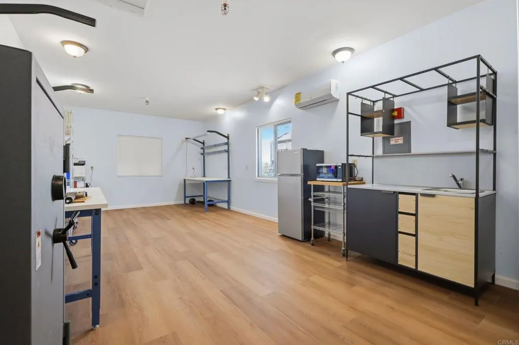https://cdn.realtyfeed.com/cdn/127/306687371/17a15e46eb2fd4ff753b8f7065c5ebcc.webp