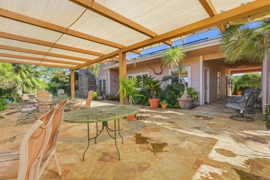 https://cdn.realtyfeed.com/cdn/127/306687371/1d199068454969a865d8c67394d29672.webp