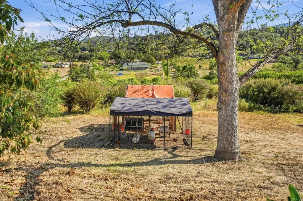 https://cdn.realtyfeed.com/cdn/127/306687371/372b220d07fa0eca0882876b115db562.webp