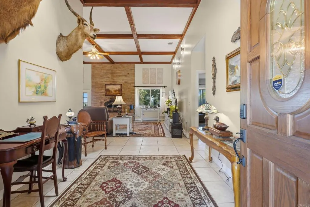 https://cdn.realtyfeed.com/cdn/127/306687371/3fbbfb3248cea7cff46520656fab8a97.webp