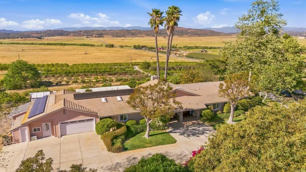 https://cdn.realtyfeed.com/cdn/127/306687371/610f78d6b9701e0d12b5f1a0d844188c.webp