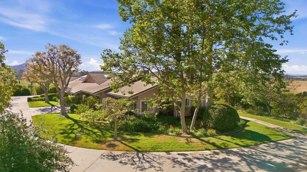 https://cdn.realtyfeed.com/cdn/127/306687371/e3f2046e3a9a37cbeea5511a2d730ff4.webp